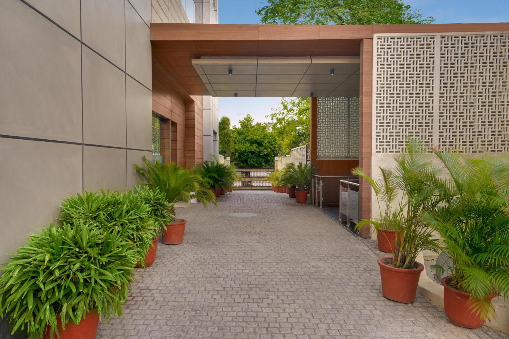Lemon Tree Hotel, Νόιντα Εξωτερικό φωτογραφία