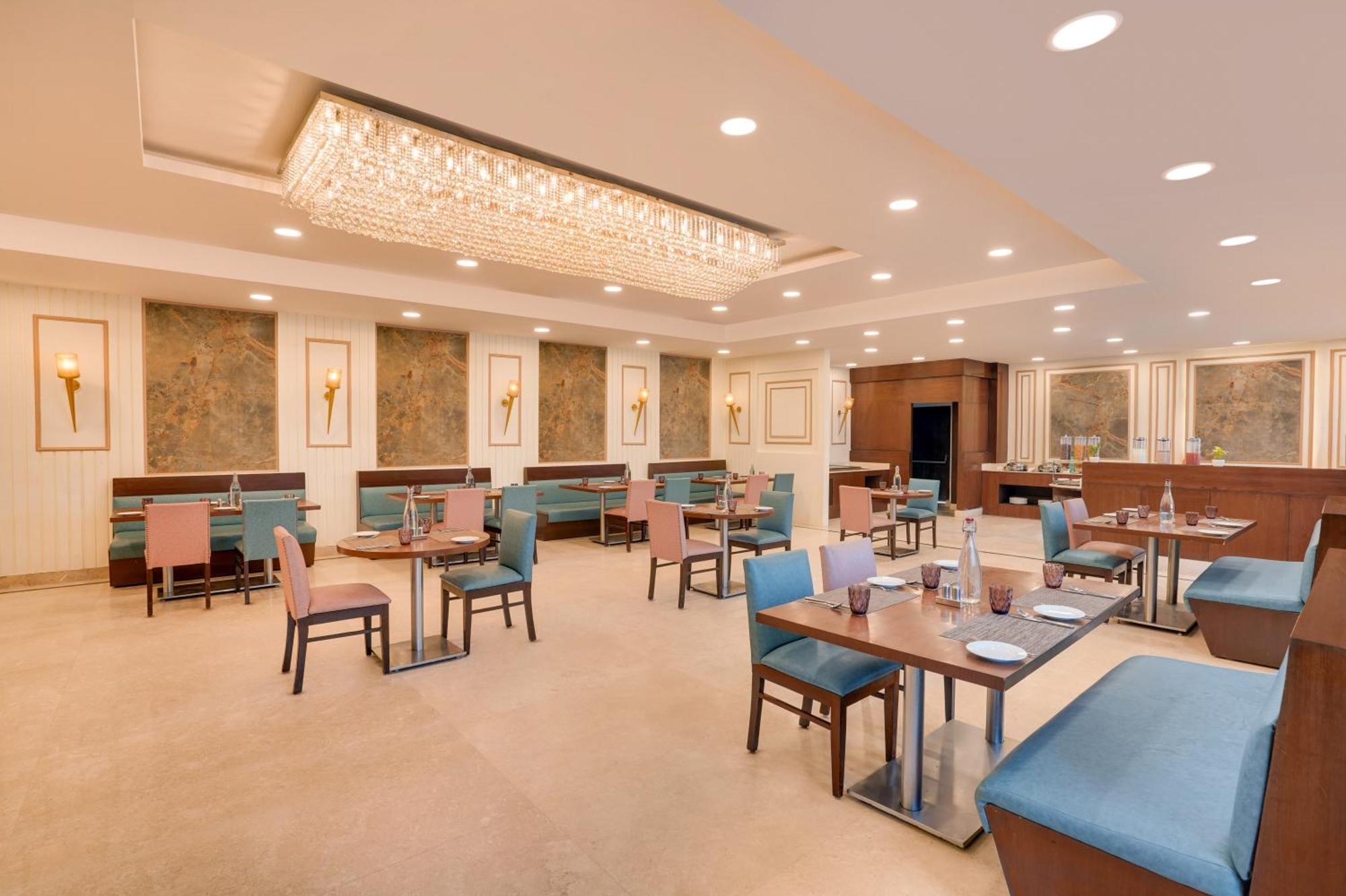 Lemon Tree Hotel, Νόιντα Εξωτερικό φωτογραφία