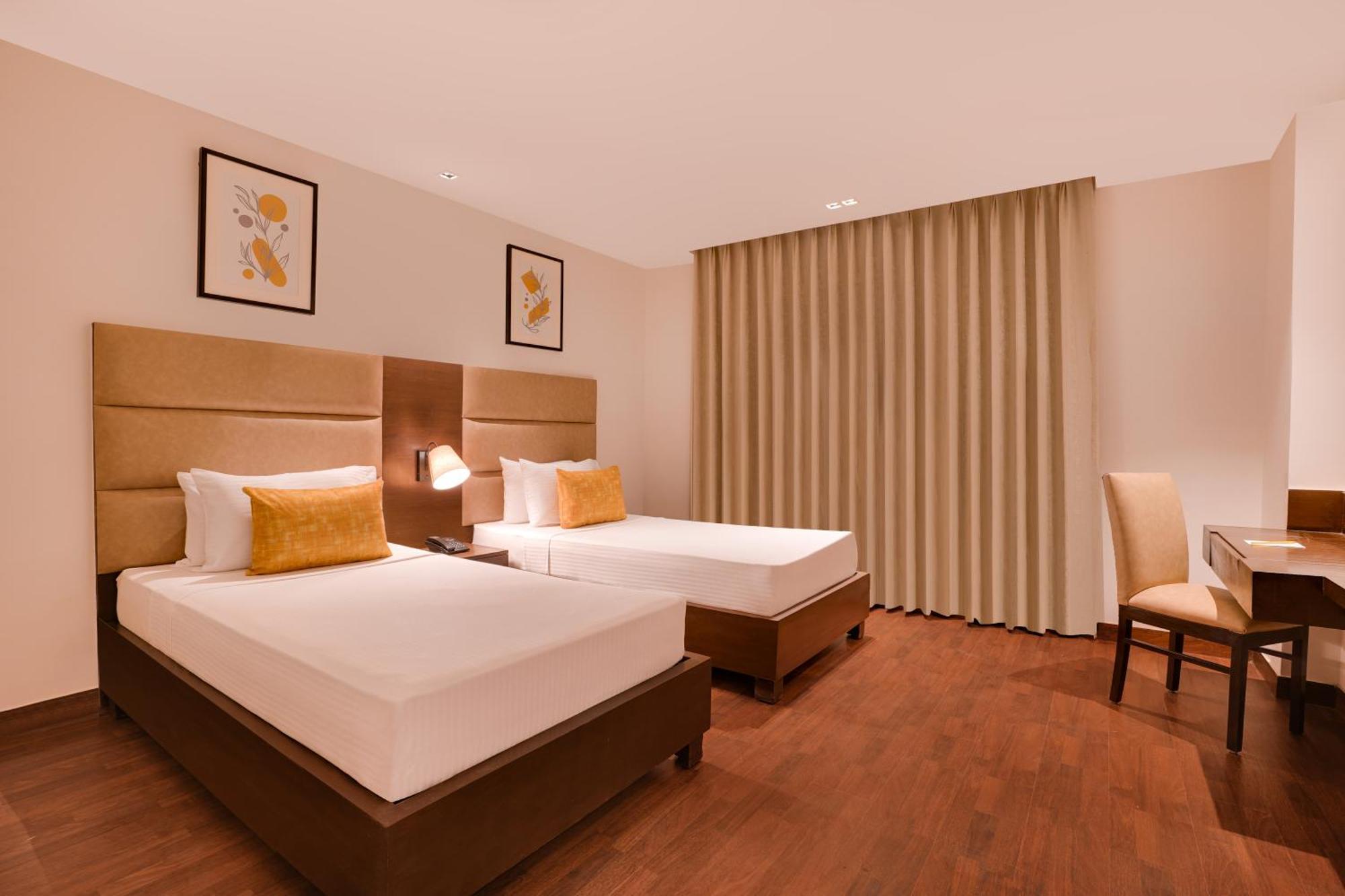 Lemon Tree Hotel, Νόιντα Εξωτερικό φωτογραφία